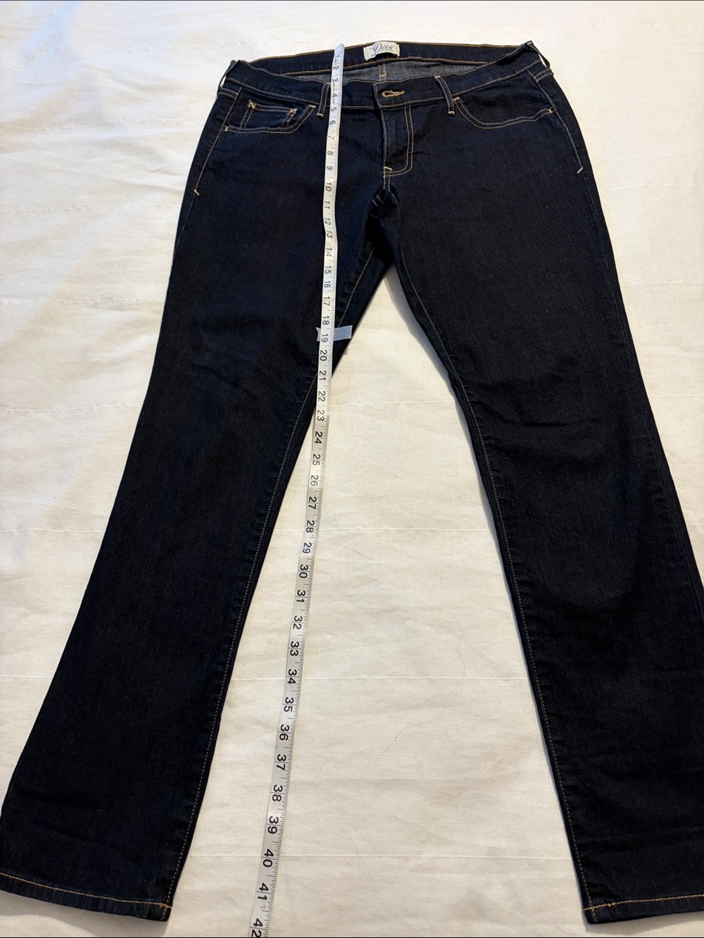 Old Navy - The Diva  Straight Jeans in Dark Blue - Timeless Everyday Style